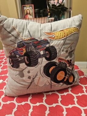 HOT WHEELS PILLOW, RARE, VINTAGE HOT WHEELS PILLOW, Pottery Barn Pillow, 16"